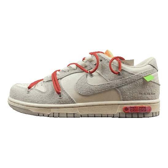 Nike Dunk con dettagli rossi